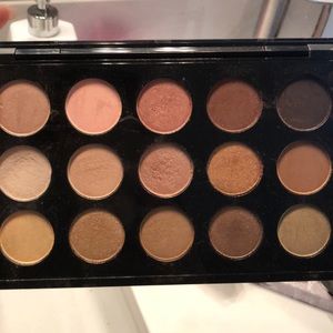 Mac x 15 eyeshadow palette “warm neutral”